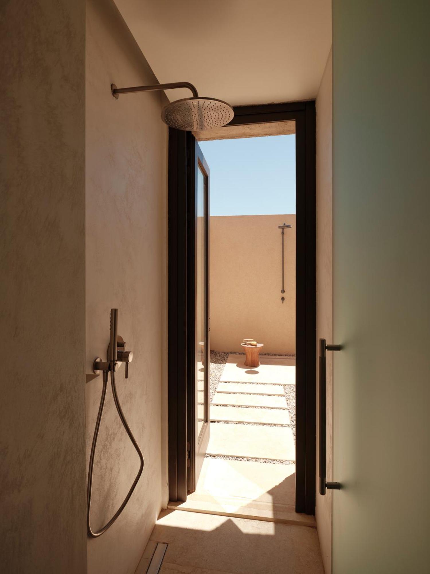 Gundari Hotel Petousis Exterior photo